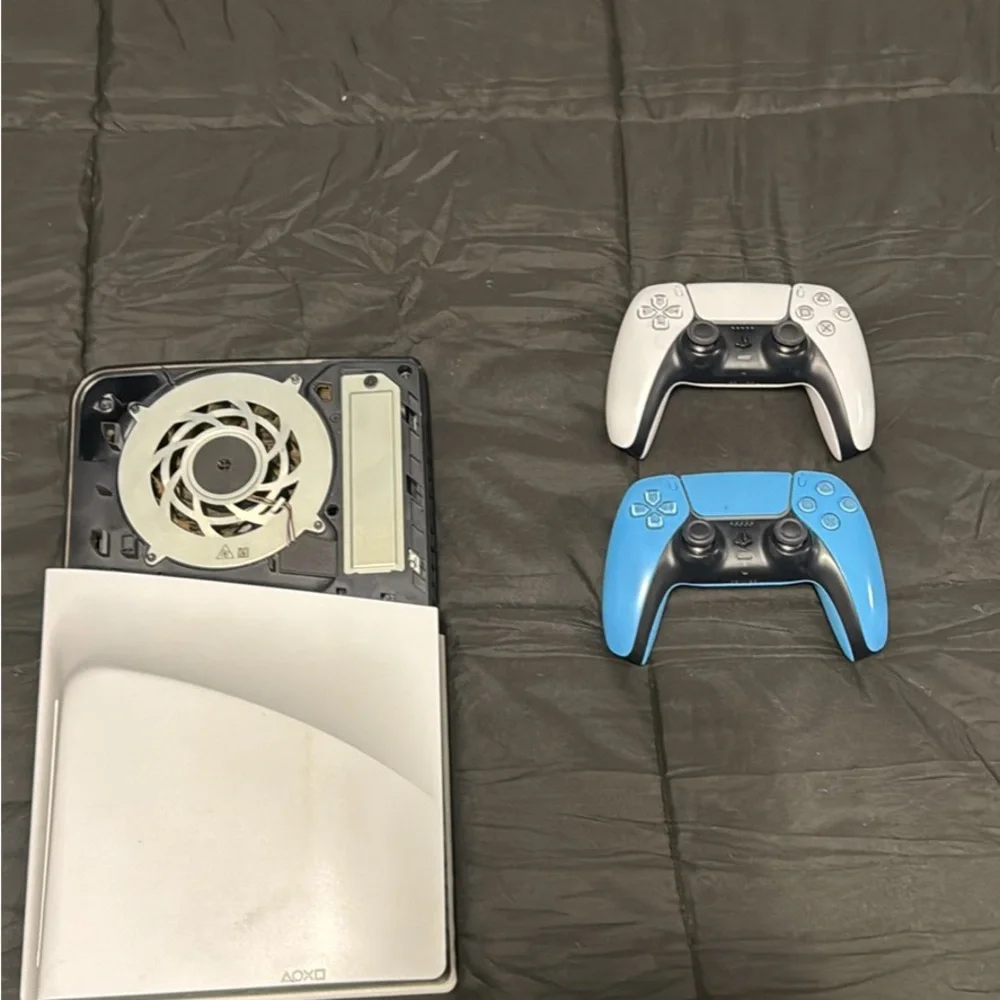 PS5 slim console